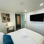 Quiet Basement Suite Steps From Quilchena Park In Vancouver